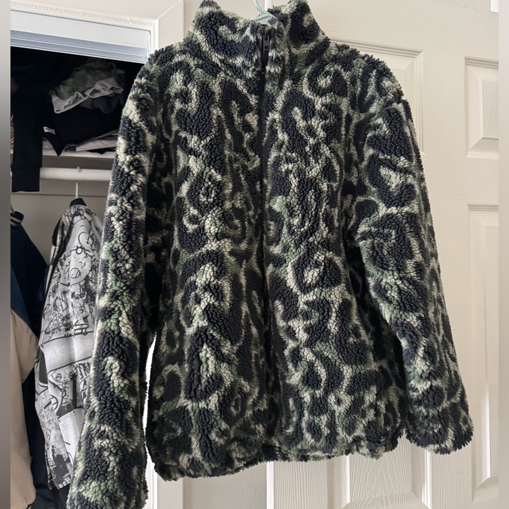 TNA Aritzia full zip jacket
